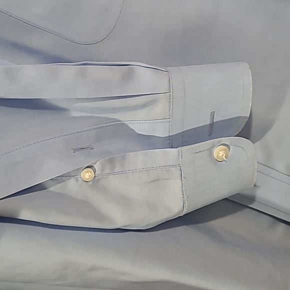 Roundtree and Yorke Gold label Dress Shirt - Picture 7 of 11